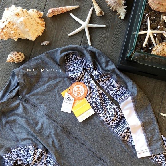 🌴🌼RIP CURL- RASH GUARD🌼🌴 - Picture 3 of 7